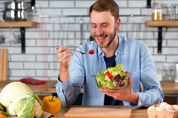 برنامه غذایی تخصصی آقایان برای لاغری موضعی در کلینیک وی ای پی فیت