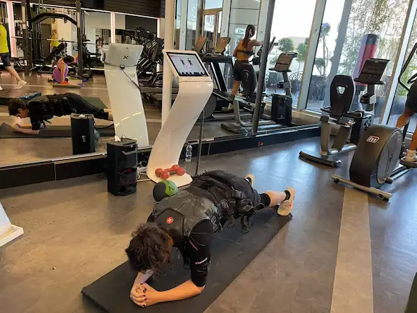 برند لباس مخصوص ایکس بادی در Vipfitgym