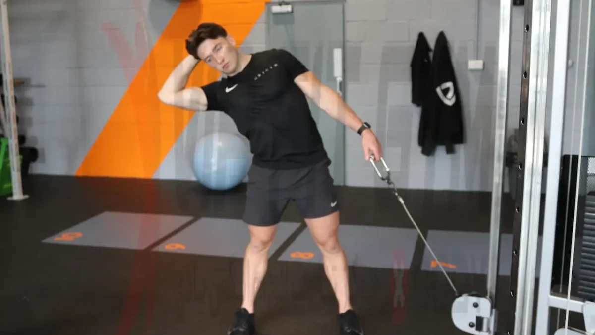 آموزش حرکت کرانچ از بغل سیم کش - آموزش با عکس و فیلم