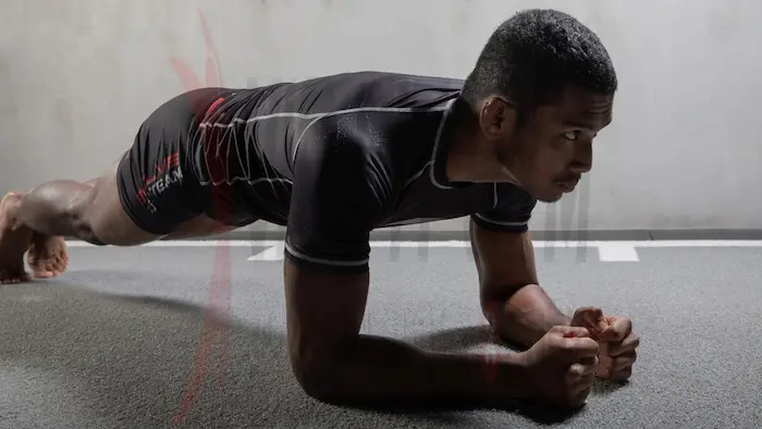 پلانک کلاسیک برای حرکات شکمی