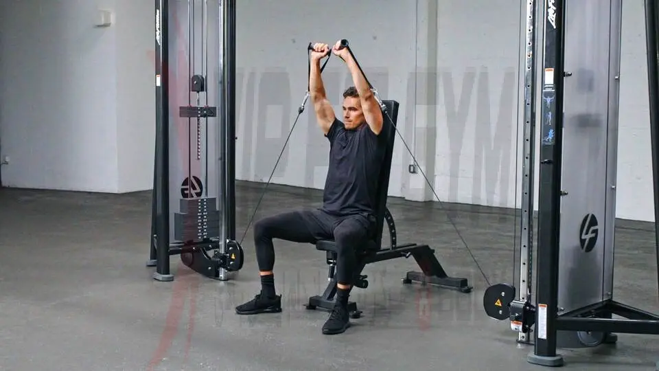 آموزش حرکت پرس سرشانه سیم کش نشسته و ایستاده + ویدیو آموزشی