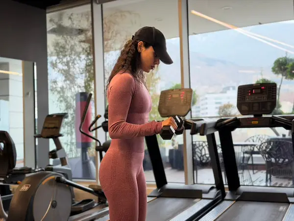 آموزش حرکت ساعد دمبل 3